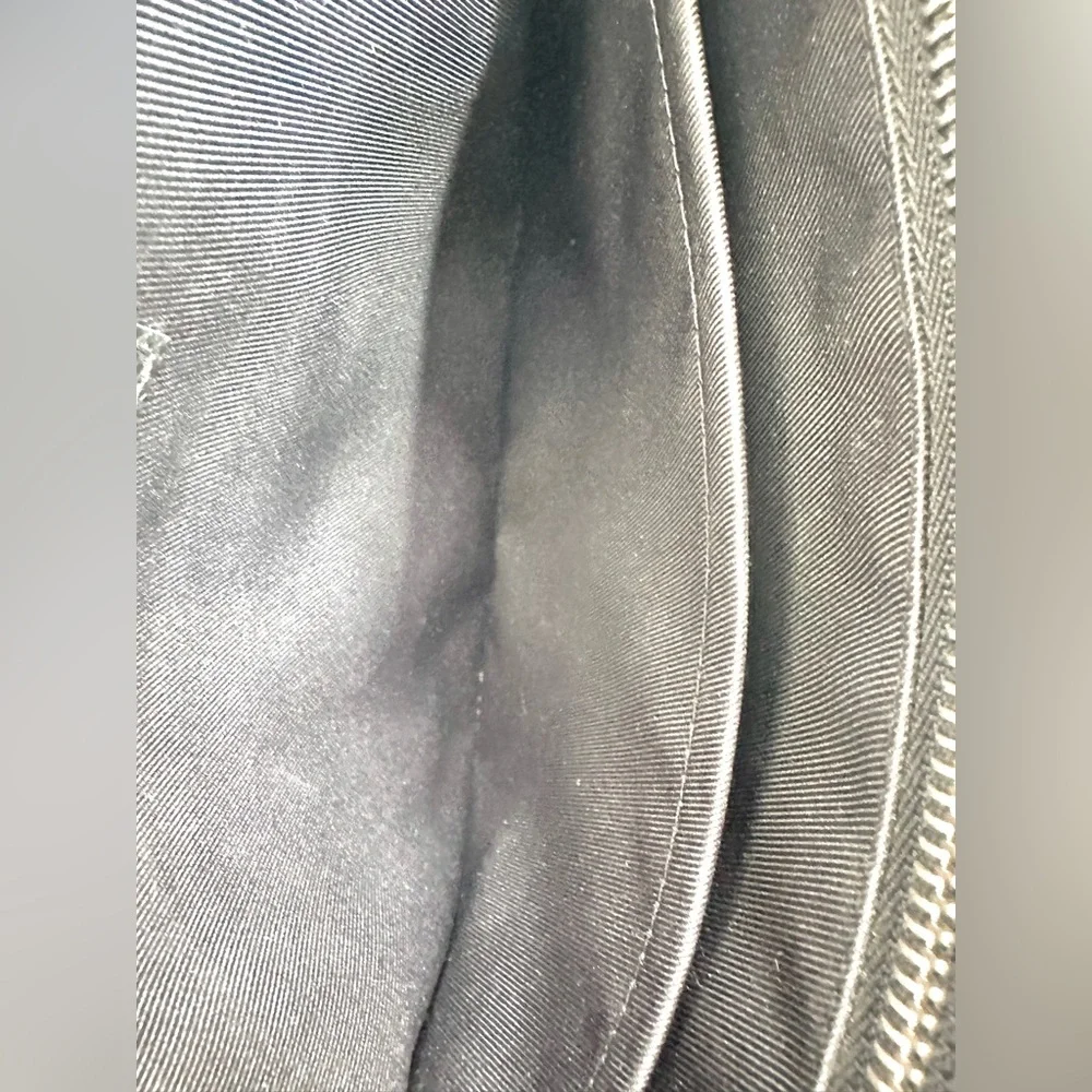 Louis Vuitton District PM Black Taiga Messenger Crossbody Shoulder Bag Dust Bag